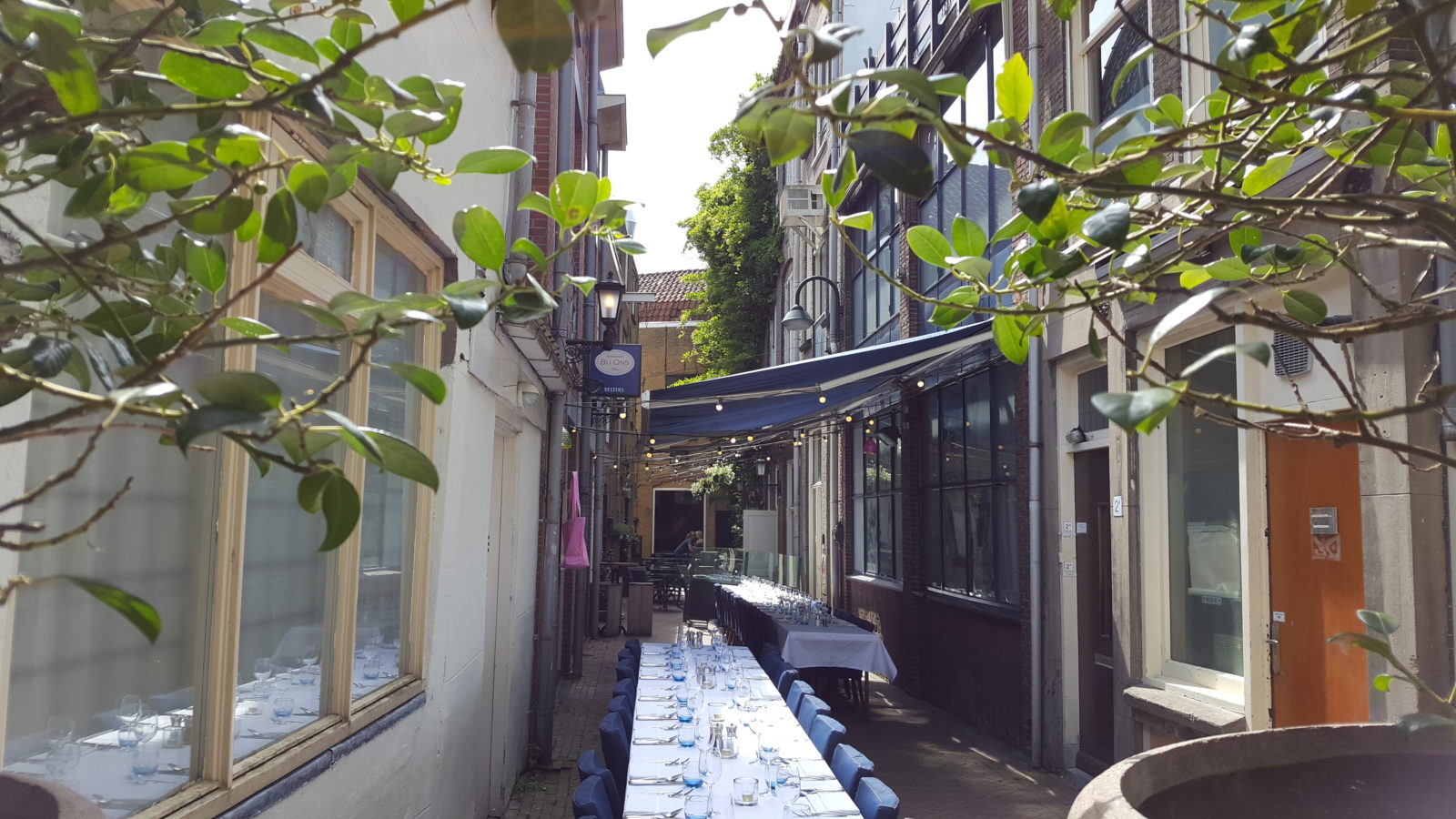 Wijnspecialist WIjnhandel Van Weli euit Gouda organiseerd wederom een bijzonder evenement in Gouda. In samenwerking met restaurant Bij Ons kunt u genieten van het italiaanse leven met heerlijke wijnen en gerechten uit Italië